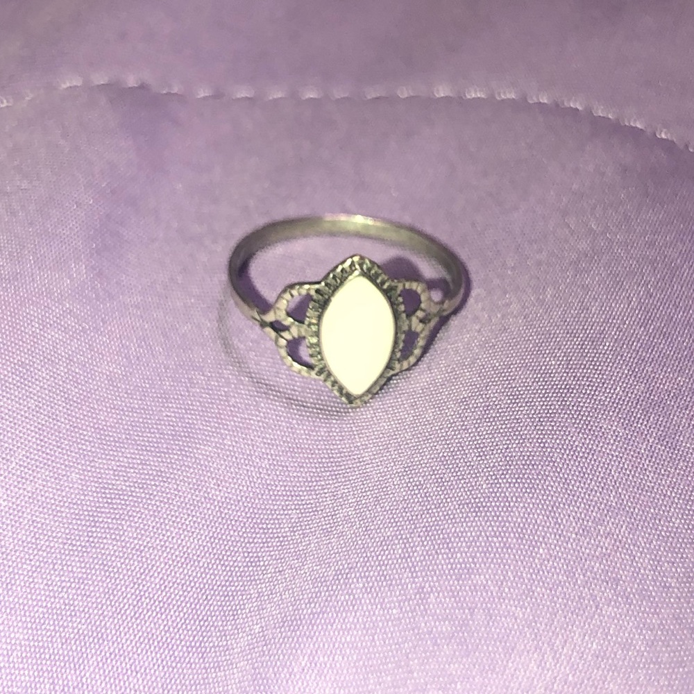 brandy melville ring